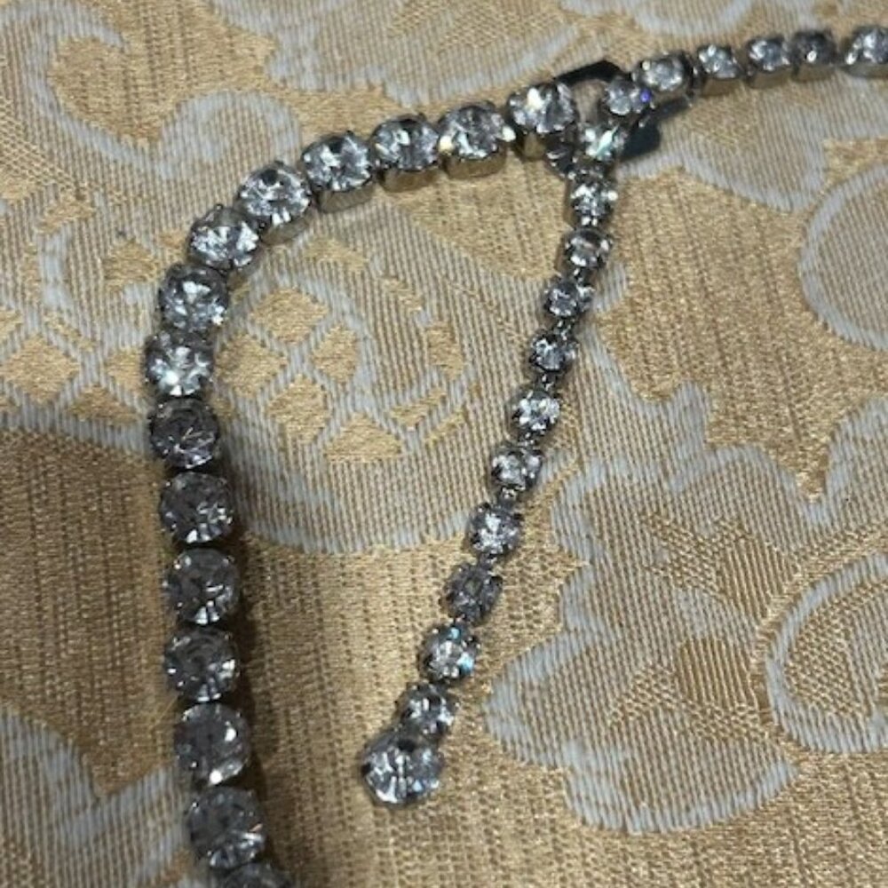 ALBERT WEISS Clear Rhinestone Statement NECKLACE - Picture 9 of 9